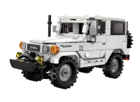 C55042W - CADA Toyota FJ40 Land Cruiser 1:24 (373 Teile)