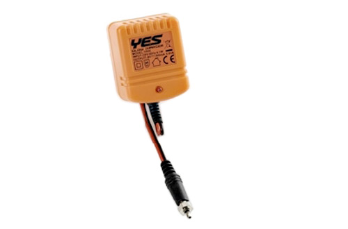 Y-008-EU - Ladegeraet Gluehkerzenstecker (1.8V 0.5A) YES Y-008-EU